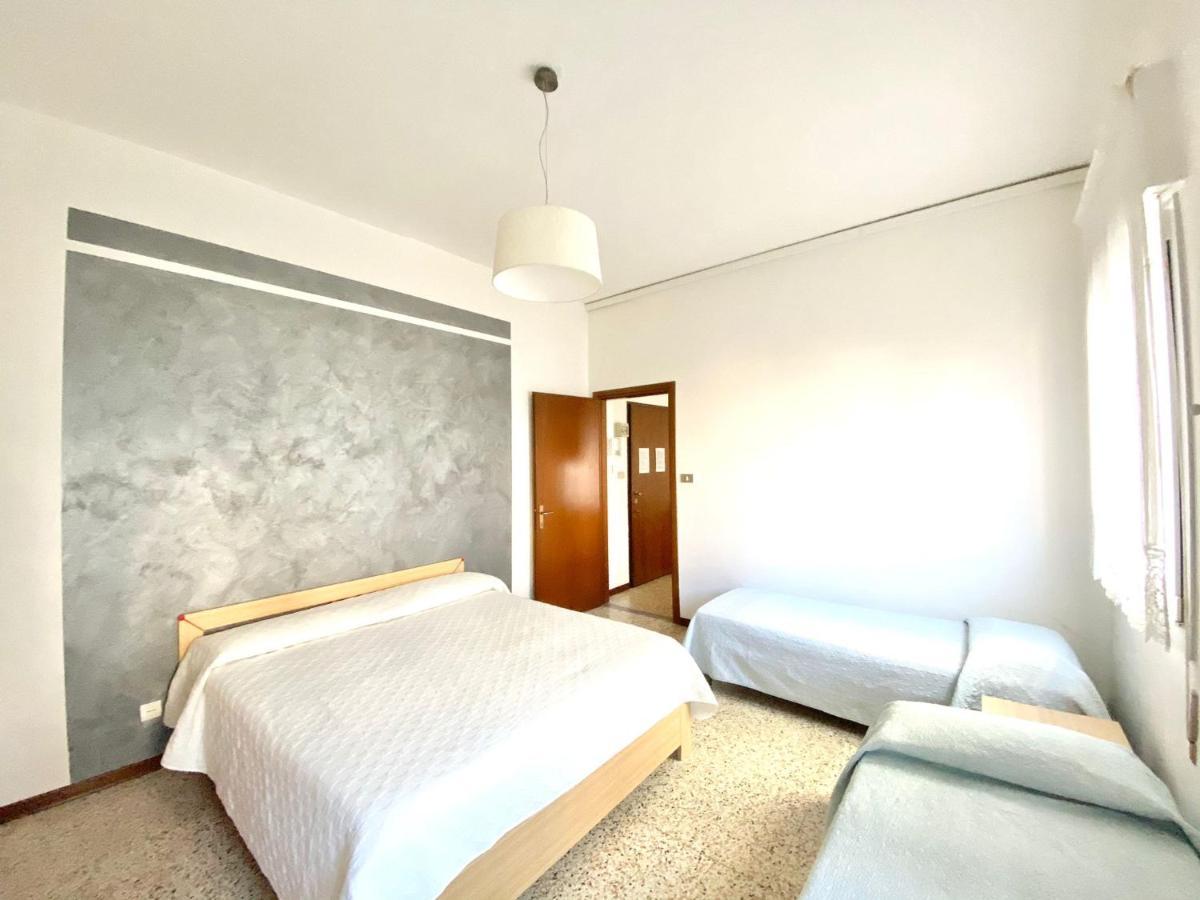 Euroresidence - Piazza Mazzini- 30 Mt Dal Mare - Immobil Relax Jesolo Extérieur photo